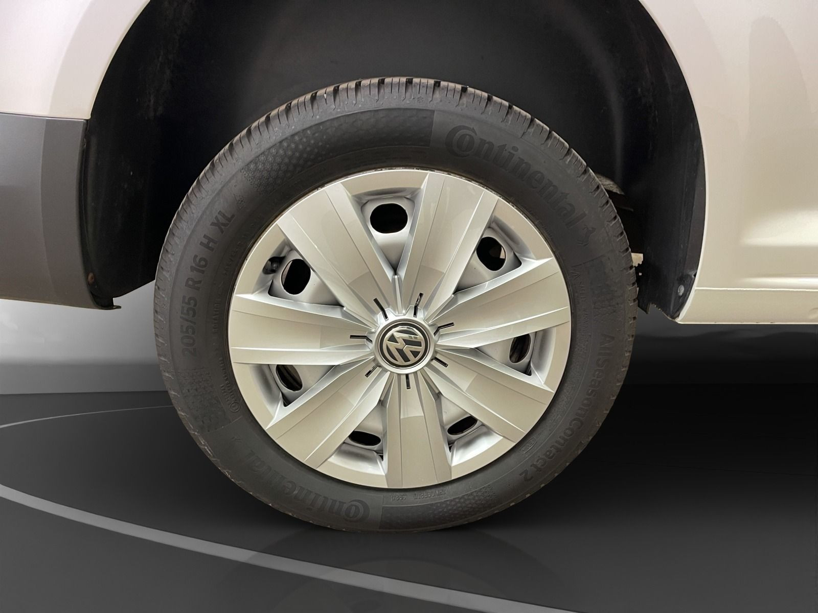 Volkswagen - Caddy Maxi_14