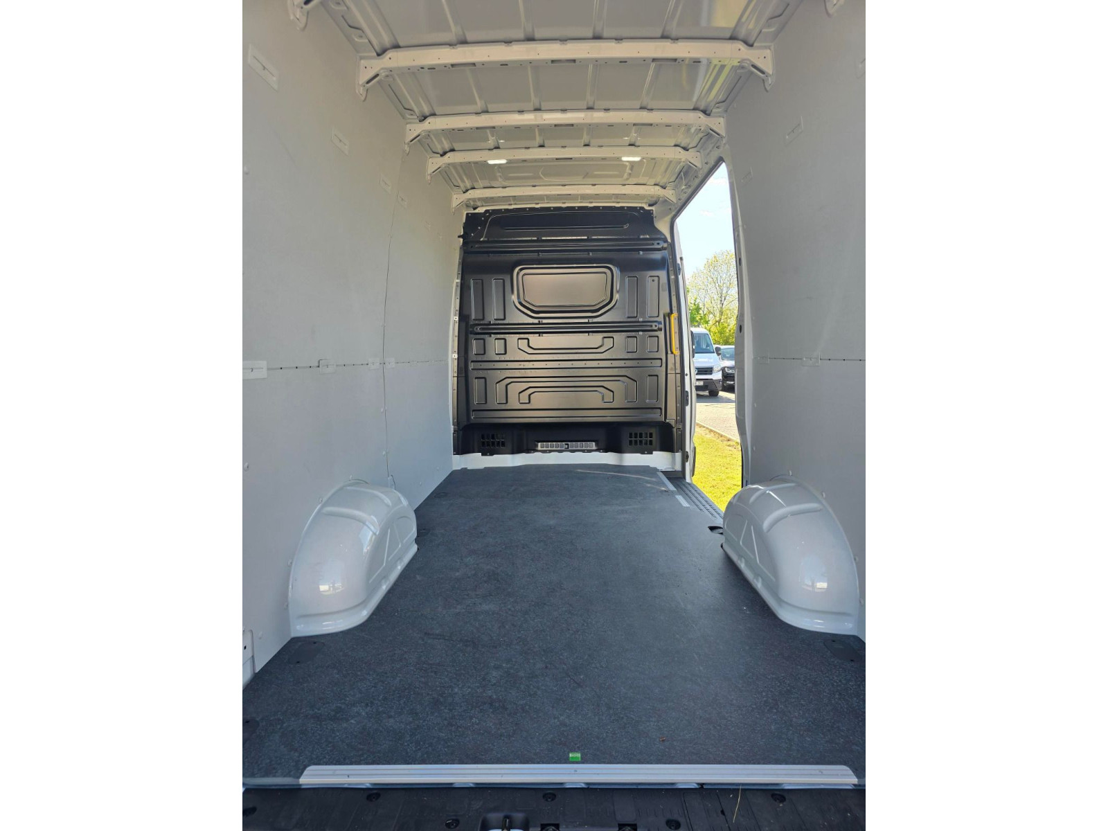 Volkswagen - Crafter_9