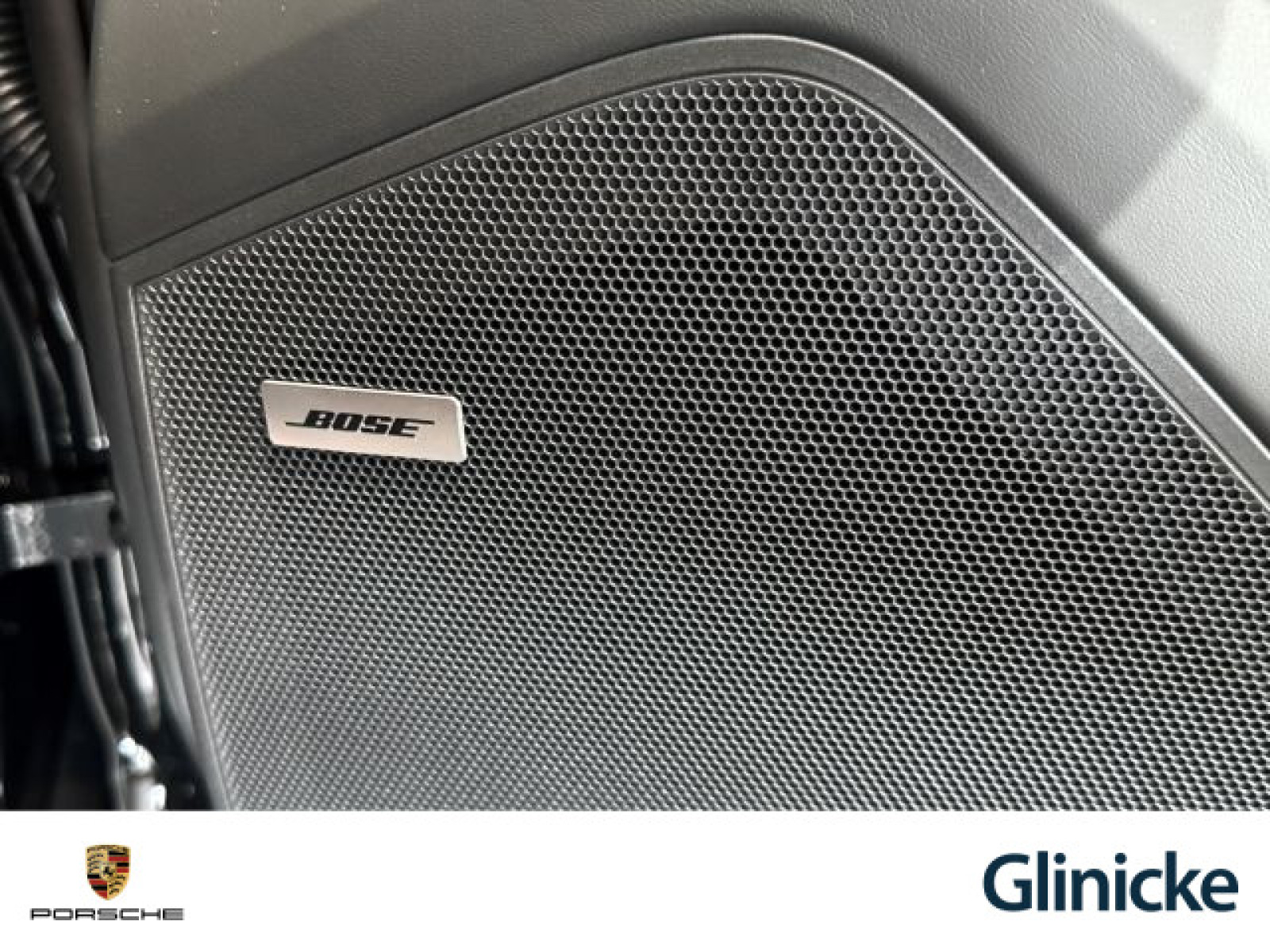 Porsche - Cayenne_36