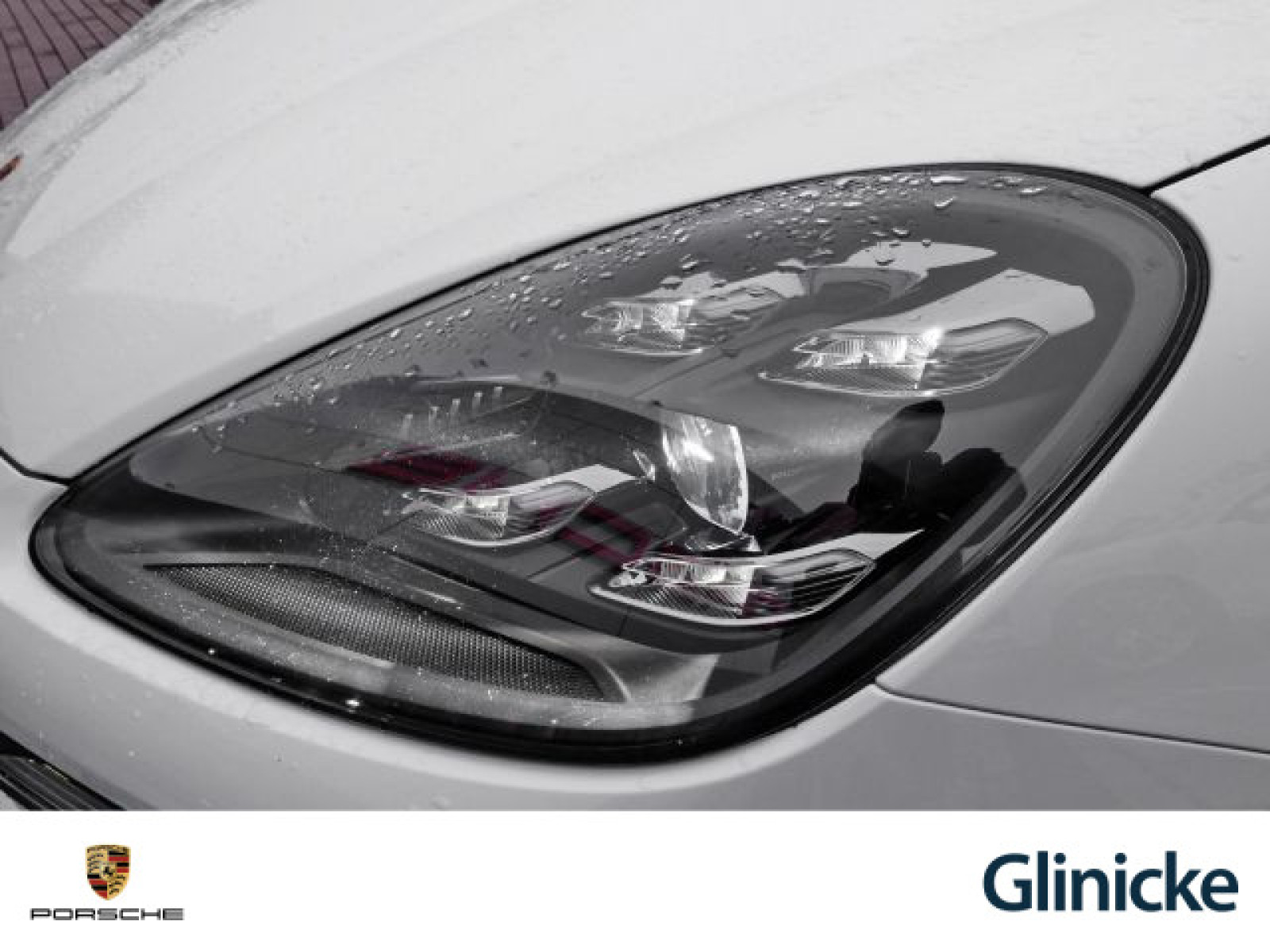 Porsche - Cayenne_26