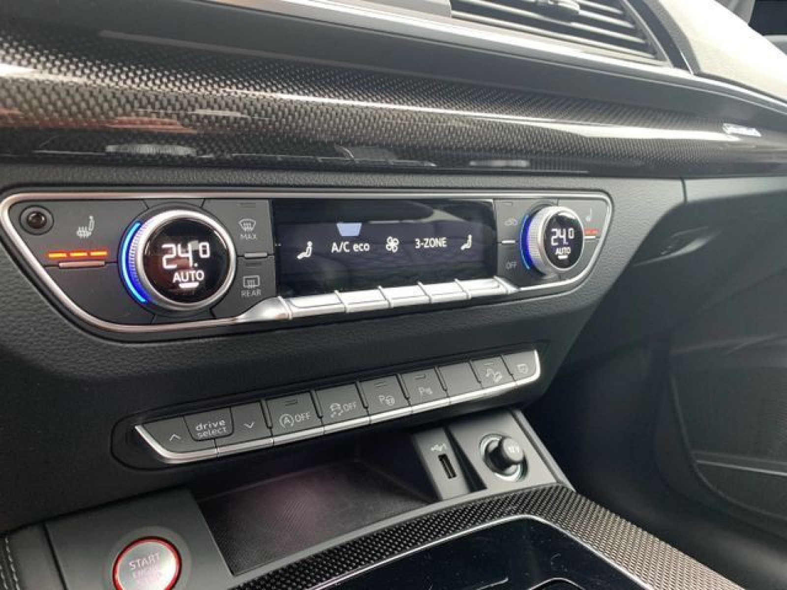 Audi - SQ5 Sportback_29