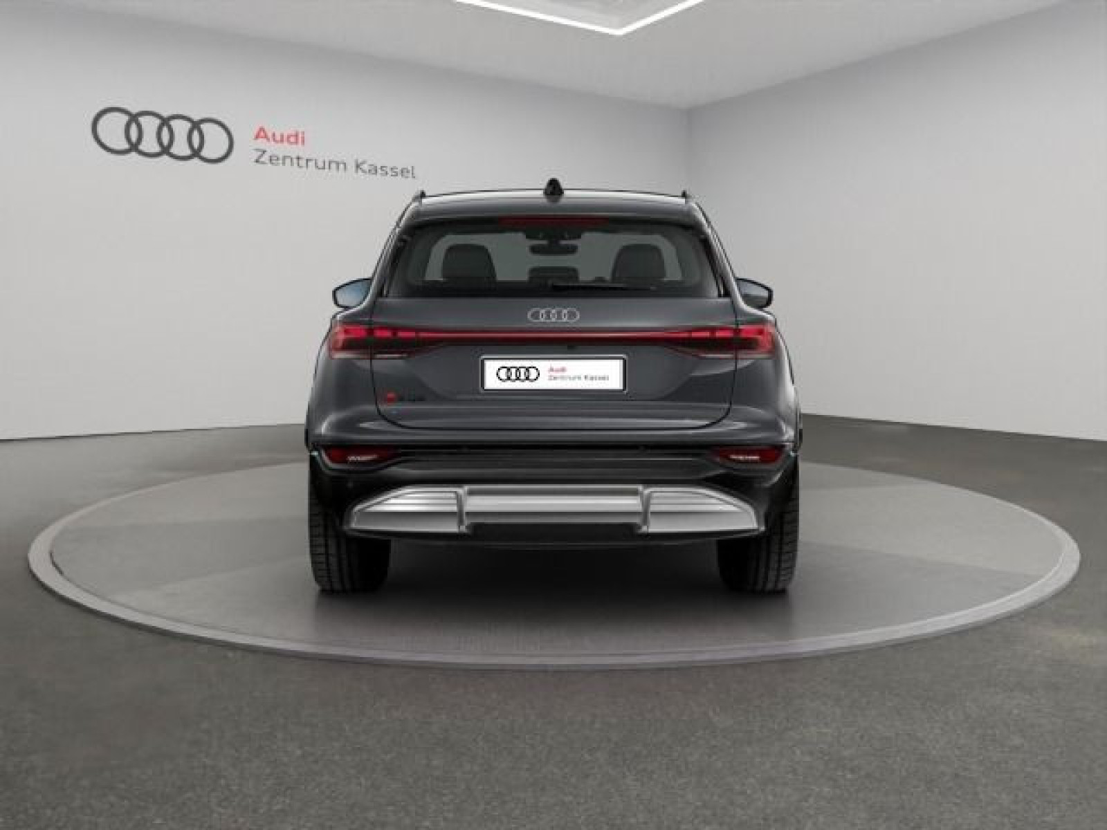 Audi - SQ6 SUV e-tron_5
