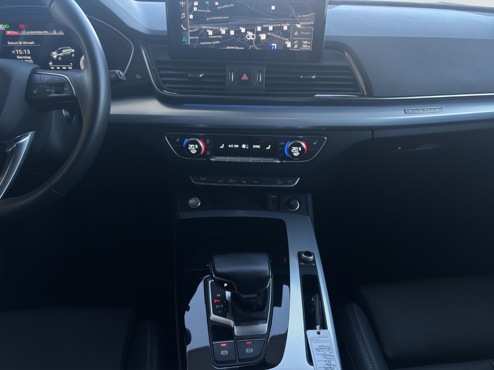 Audi - Q5_12
