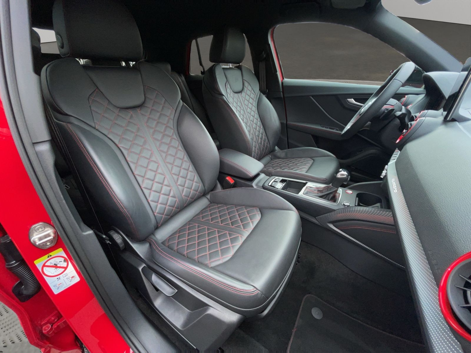 Audi - SQ2_19