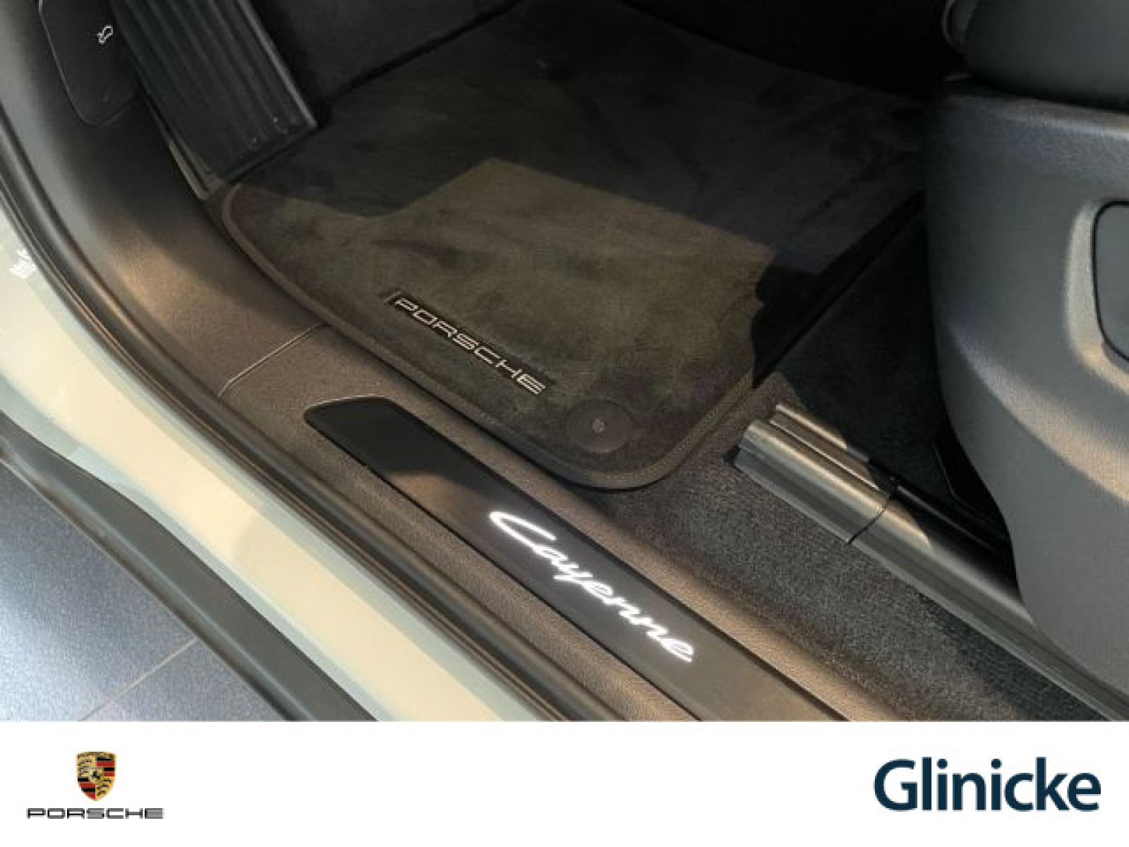 Porsche - Cayenne_13