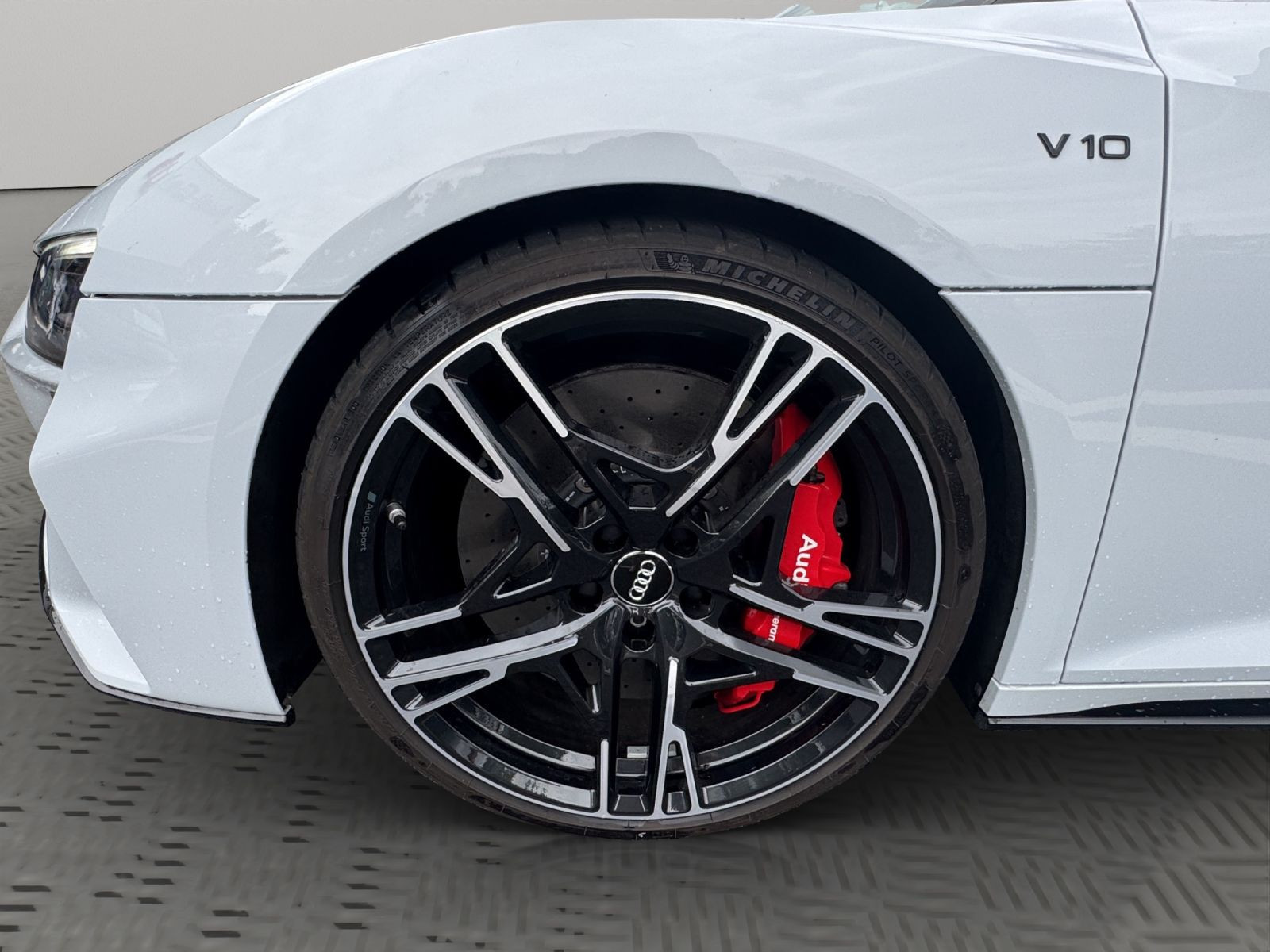 Audi - R8 Spyder_21
