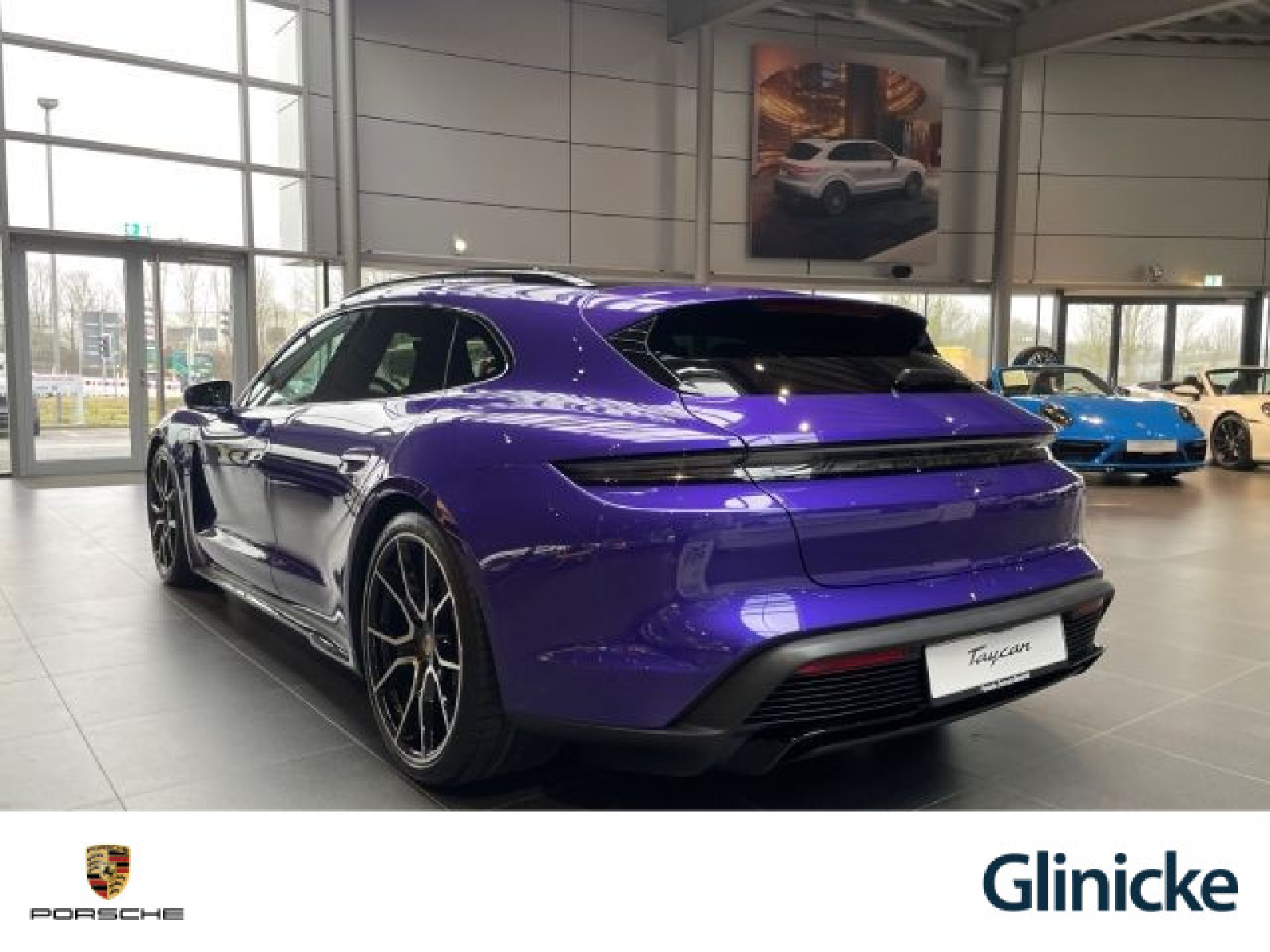 Porsche - Taycan_3