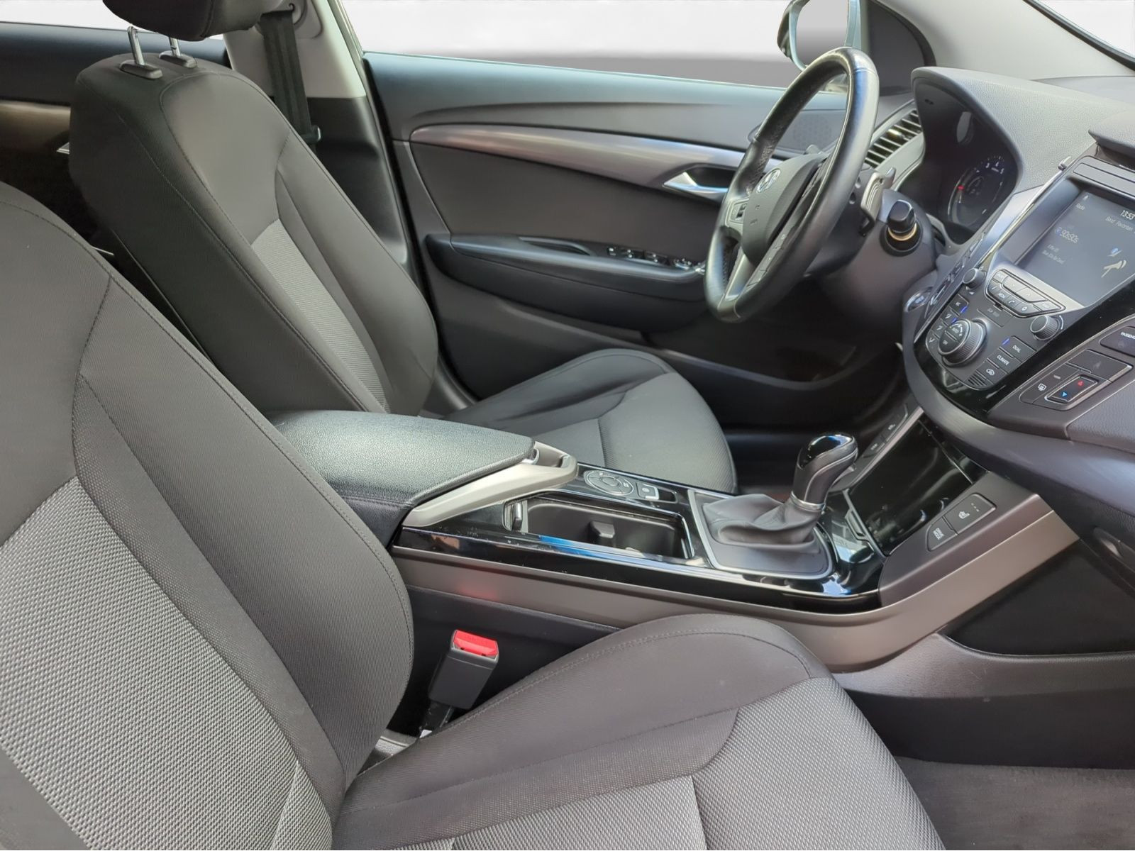 Hyundai - i40_10