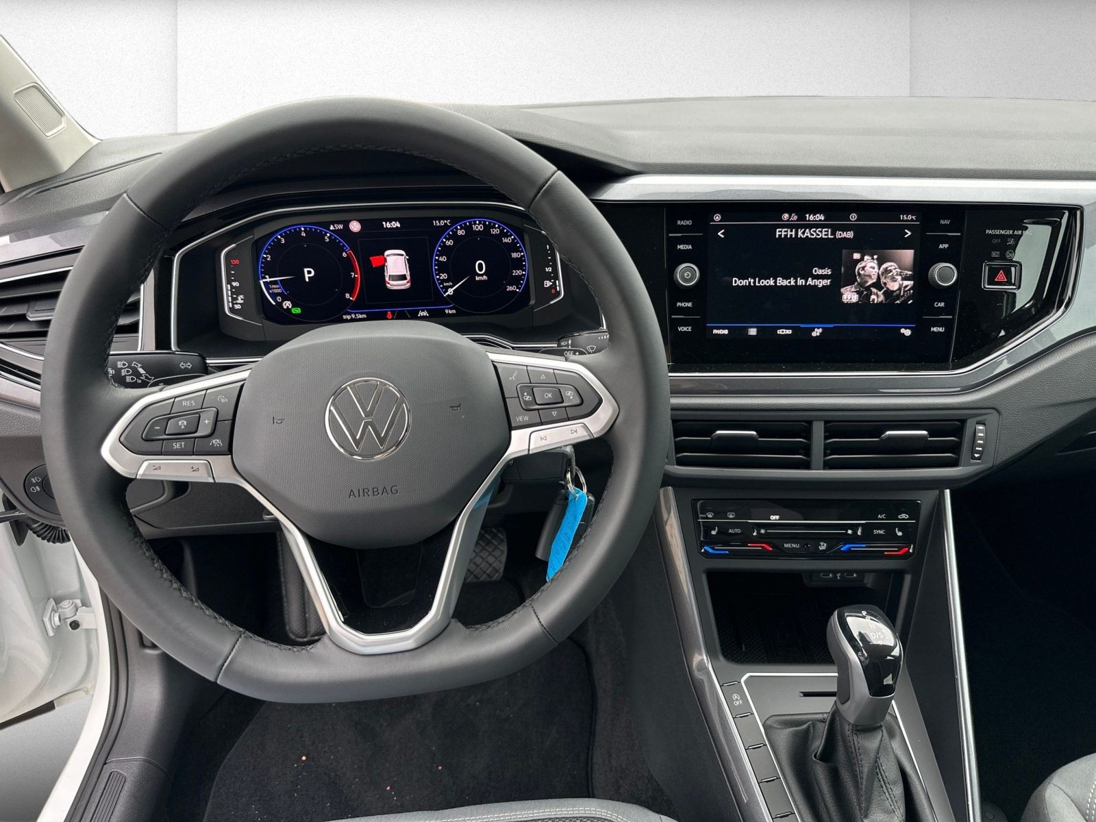 Volkswagen - Polo_13