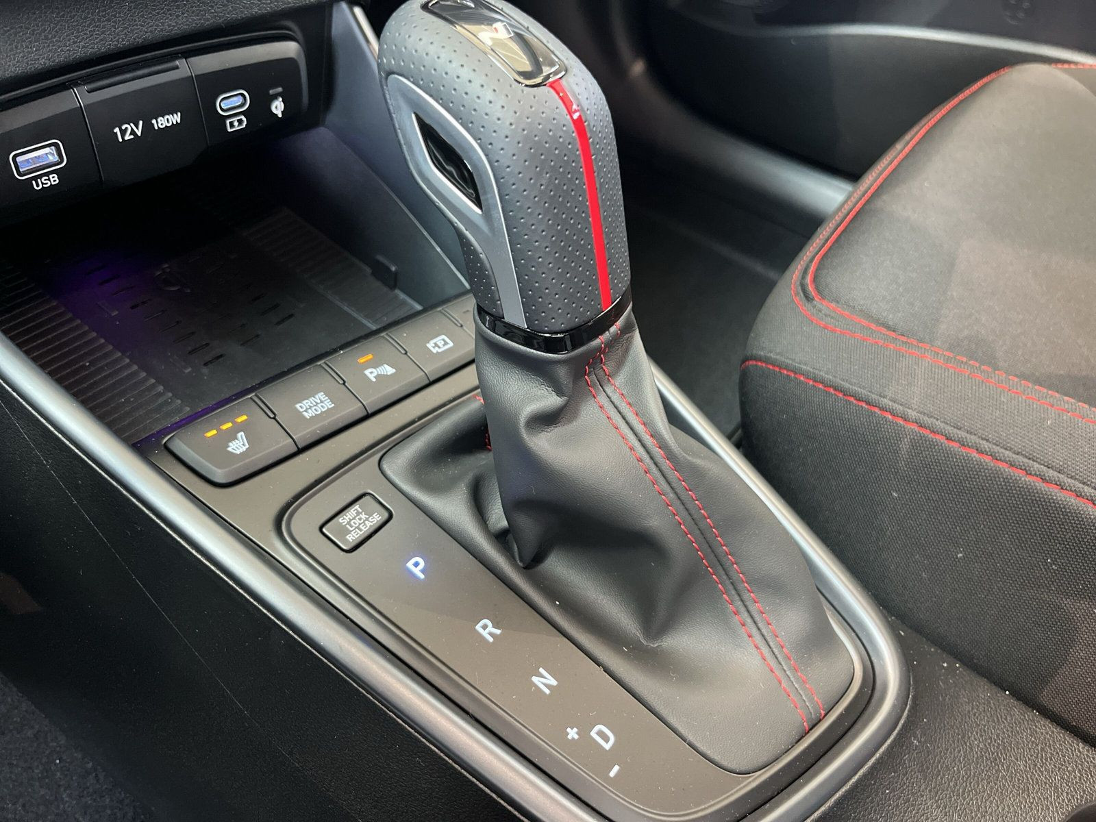 Hyundai - i20_12