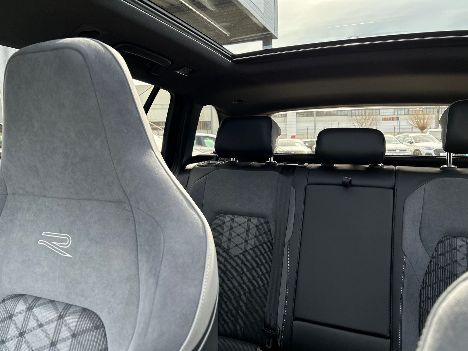 Volkswagen - Golf Variant_11