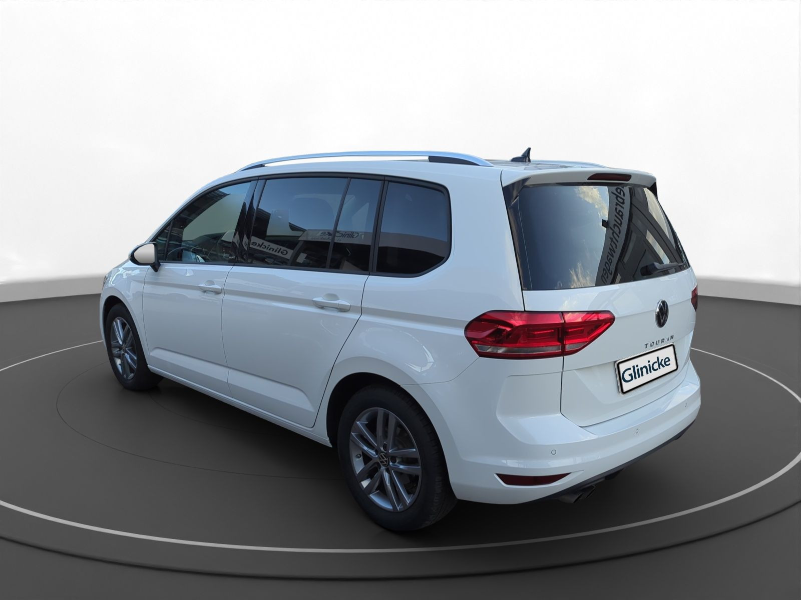 Volkswagen - Touran_8
