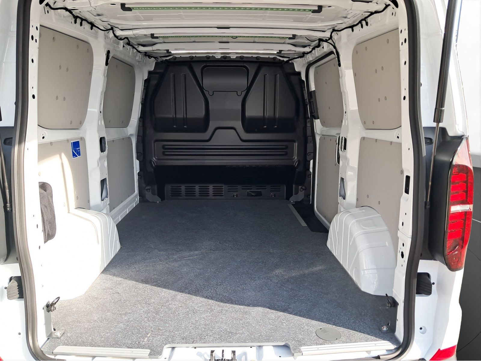 Volkswagen - Transporter Kasten_16