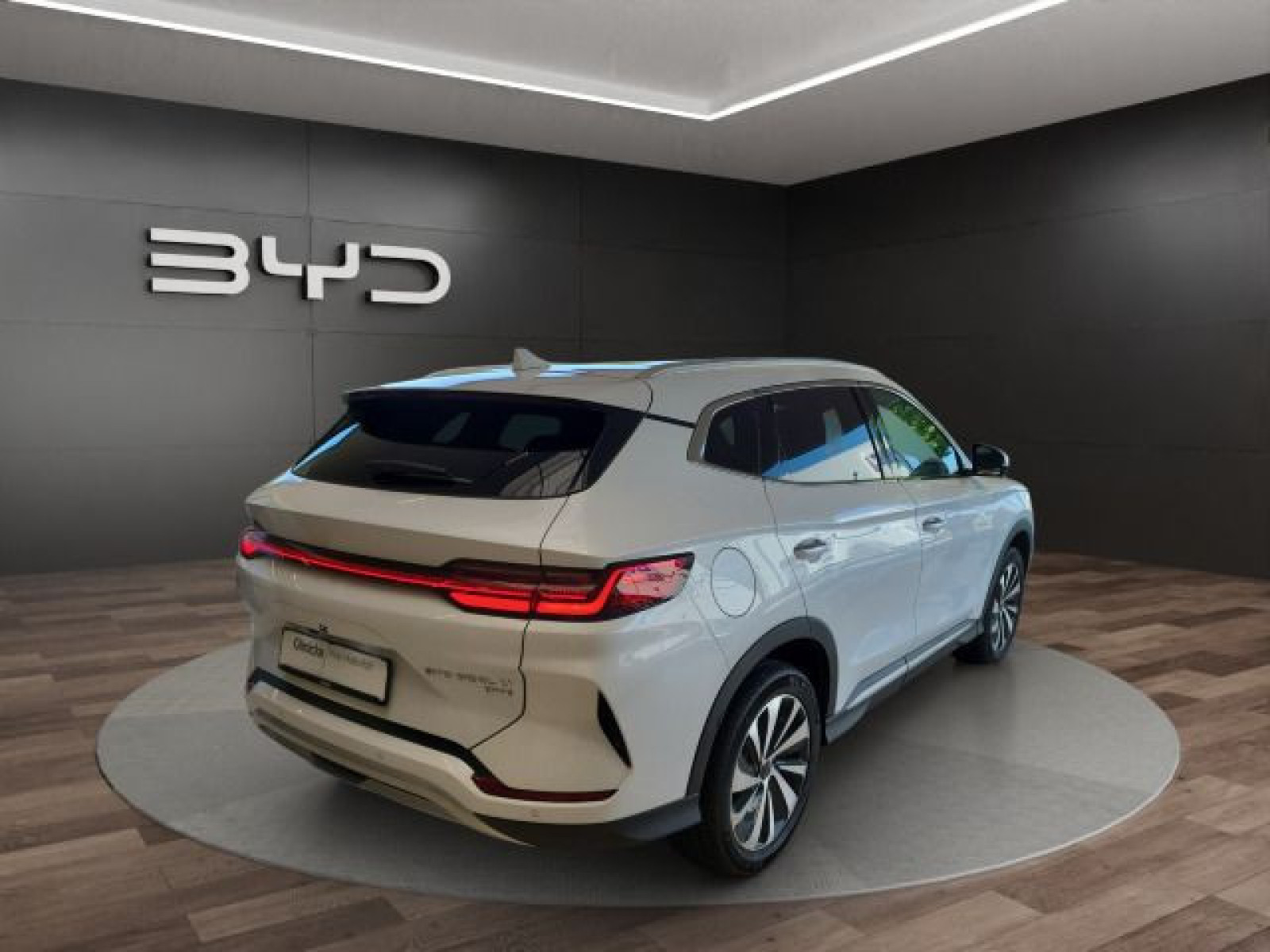 BYD - Seal U_6