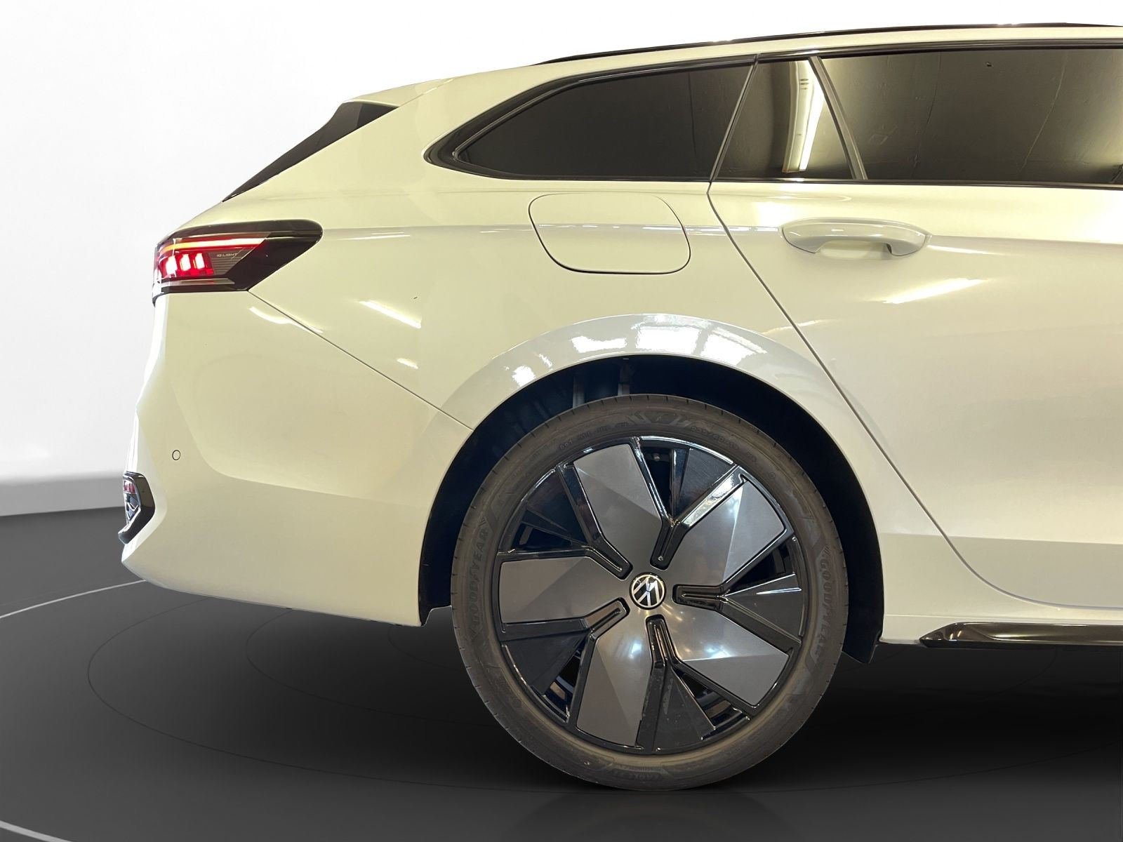 Volkswagen - Passat Variant_16