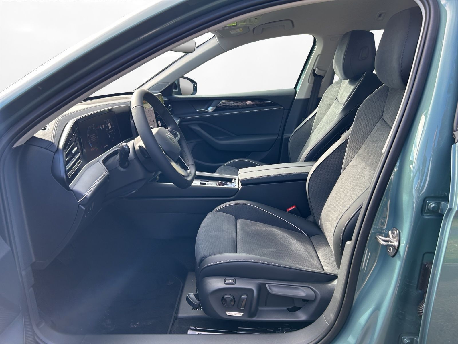 Volkswagen - Passat_9