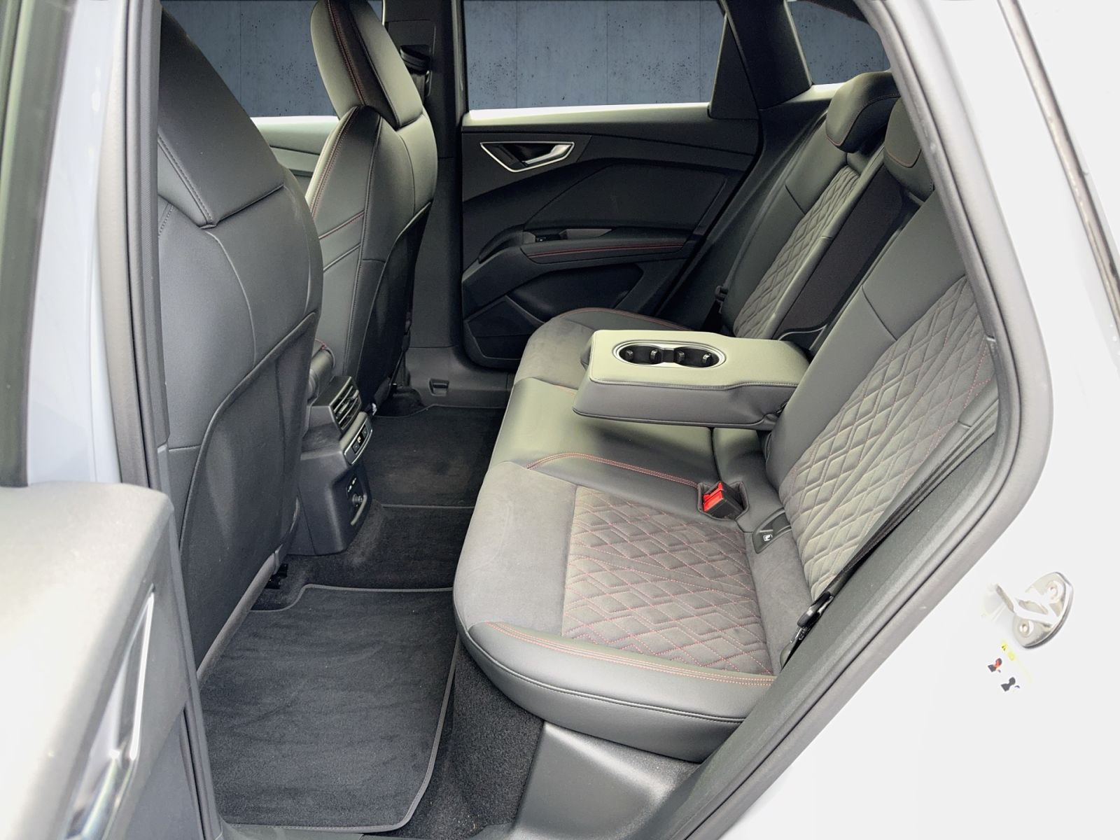 Audi - Q4 Sportback e-tron_12 Audi - Q4 Sportback e-tron_12
