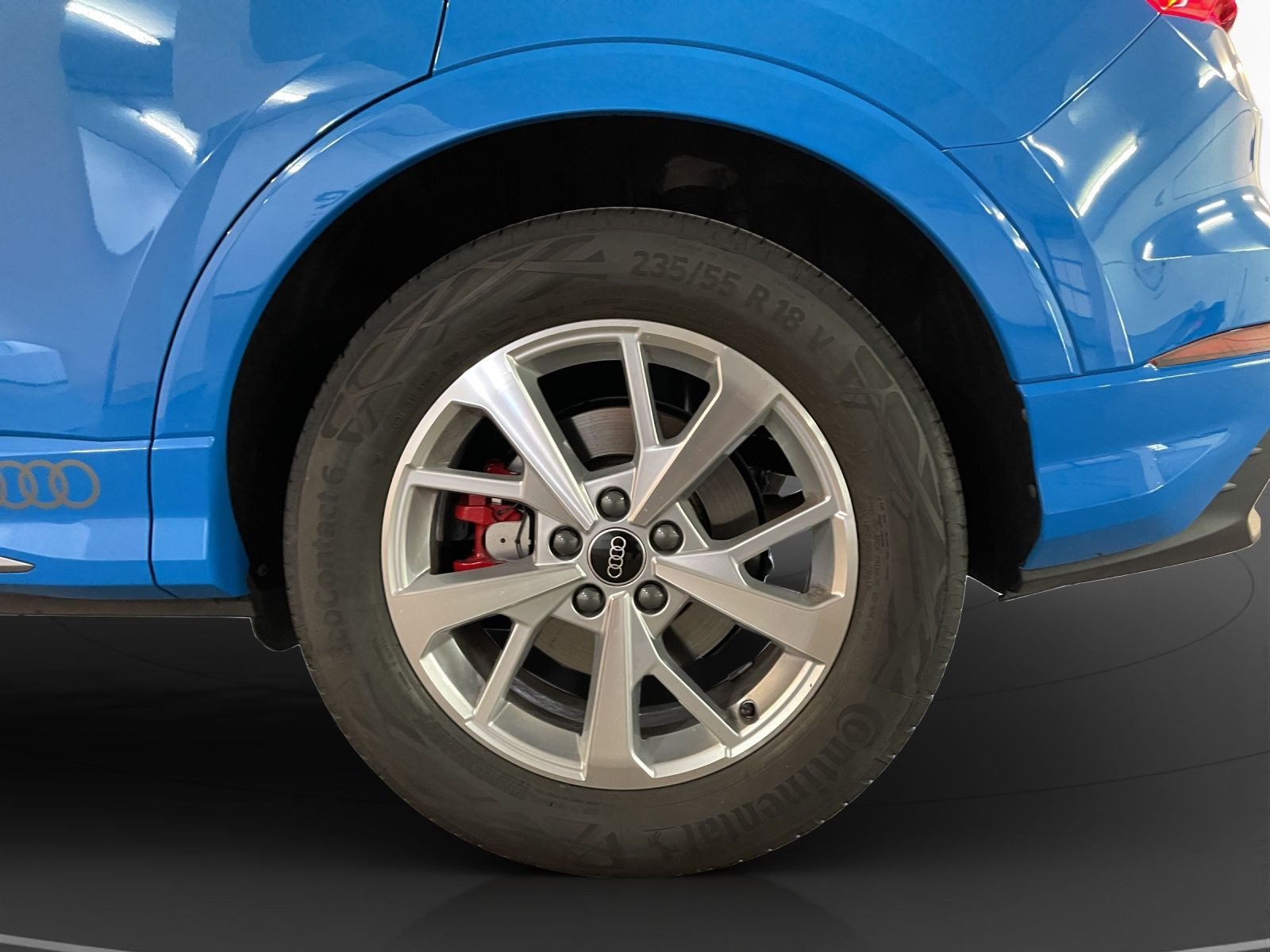 Audi - Q3_14