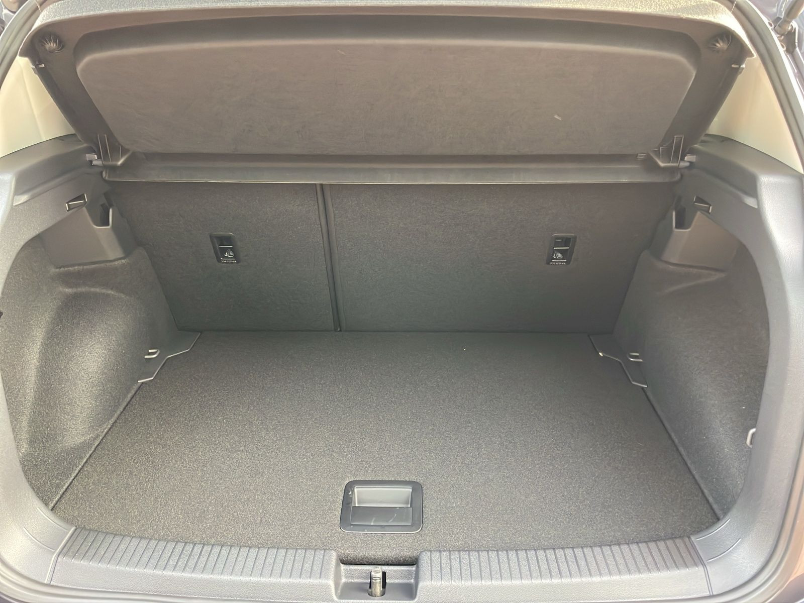 Volkswagen - T-Cross_14