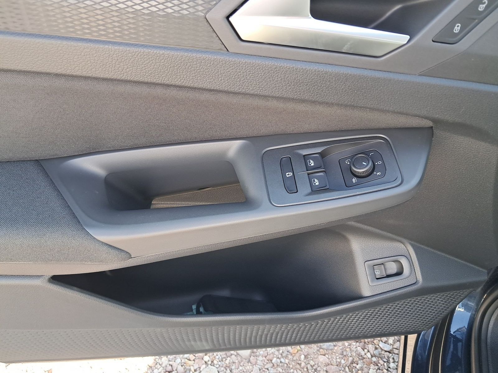 Volkswagen - Caddy Maxi_14