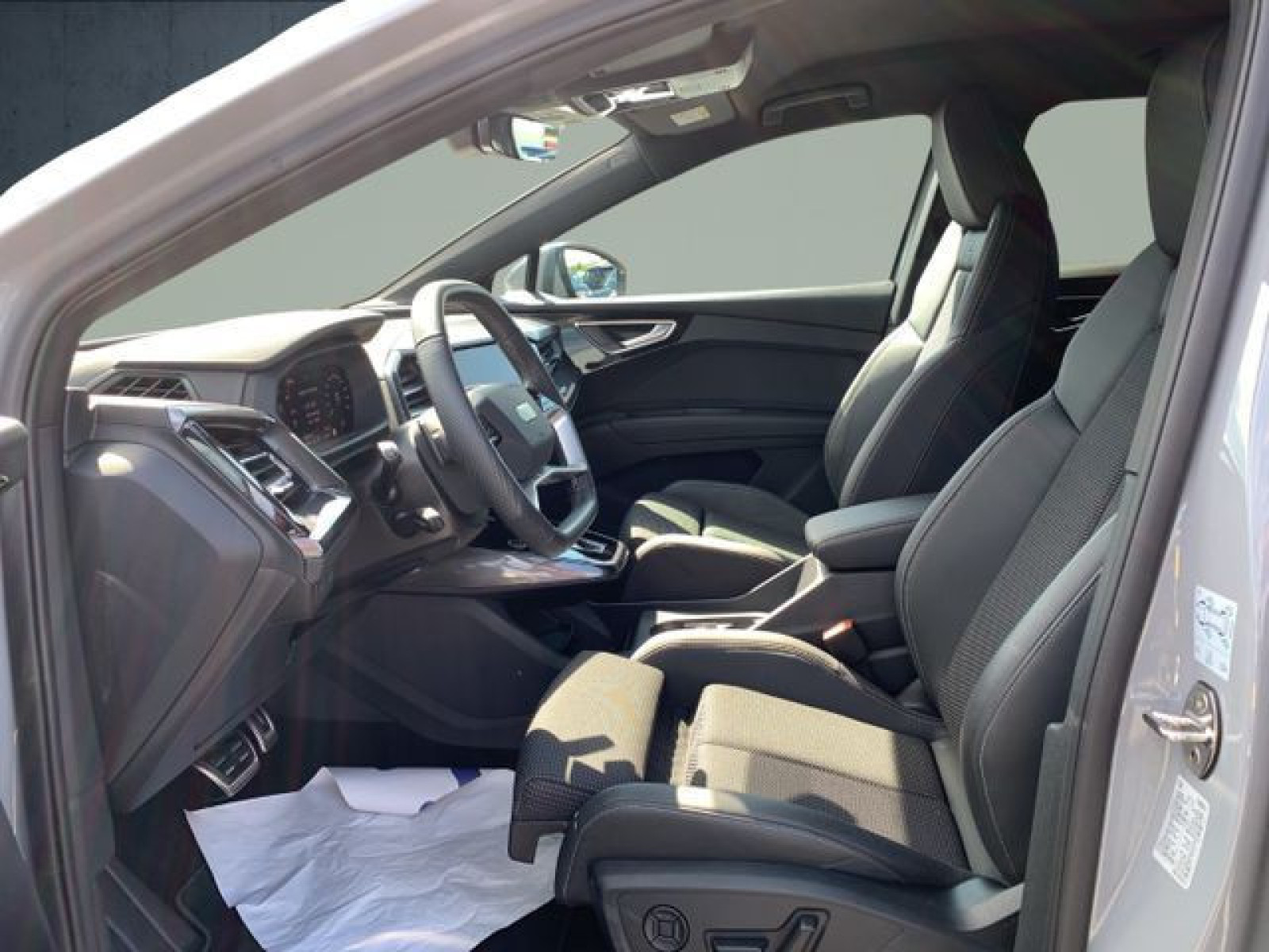 Audi - Q4 e-tron_28