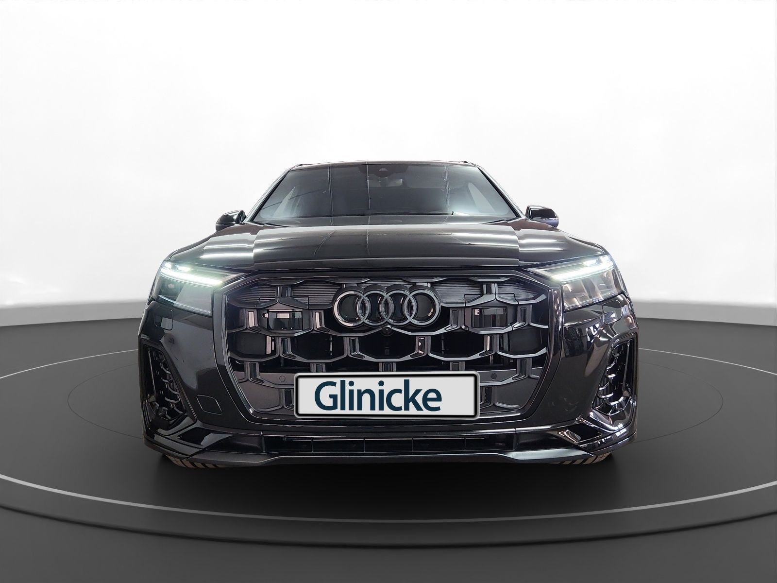 Audi - Q7_5