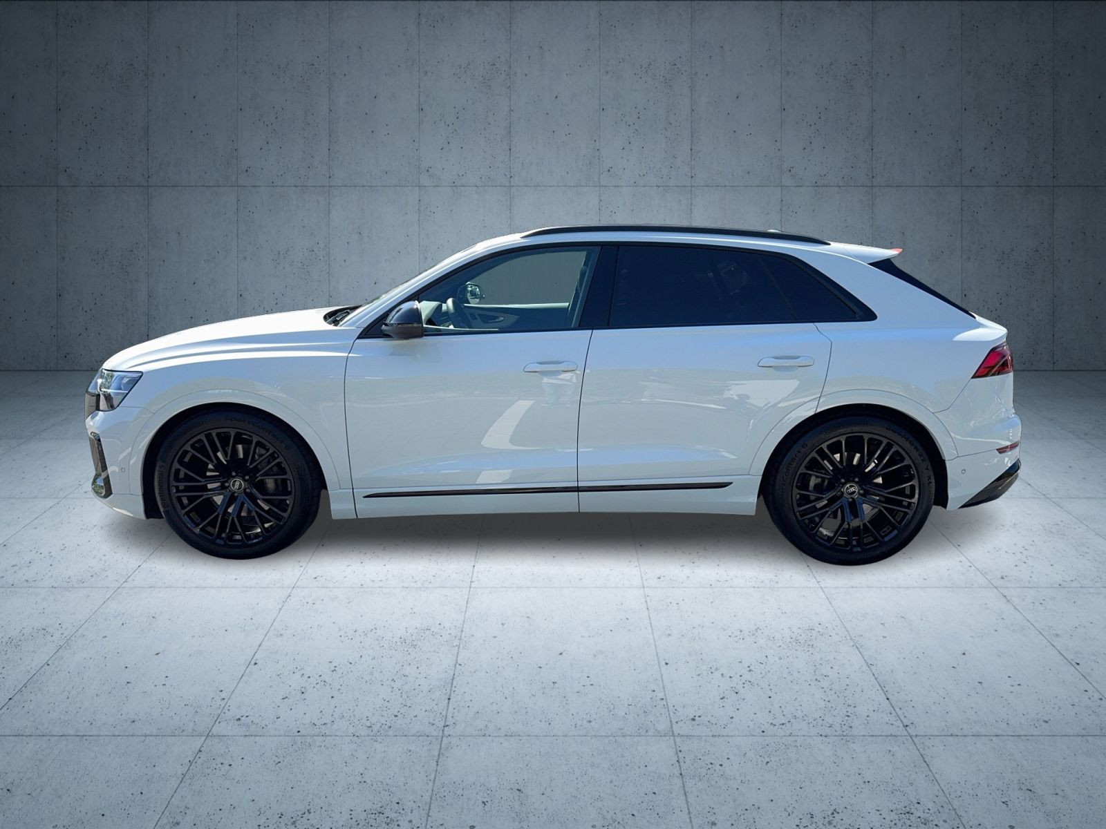 Audi - Q8_2 Audi - Q8_2