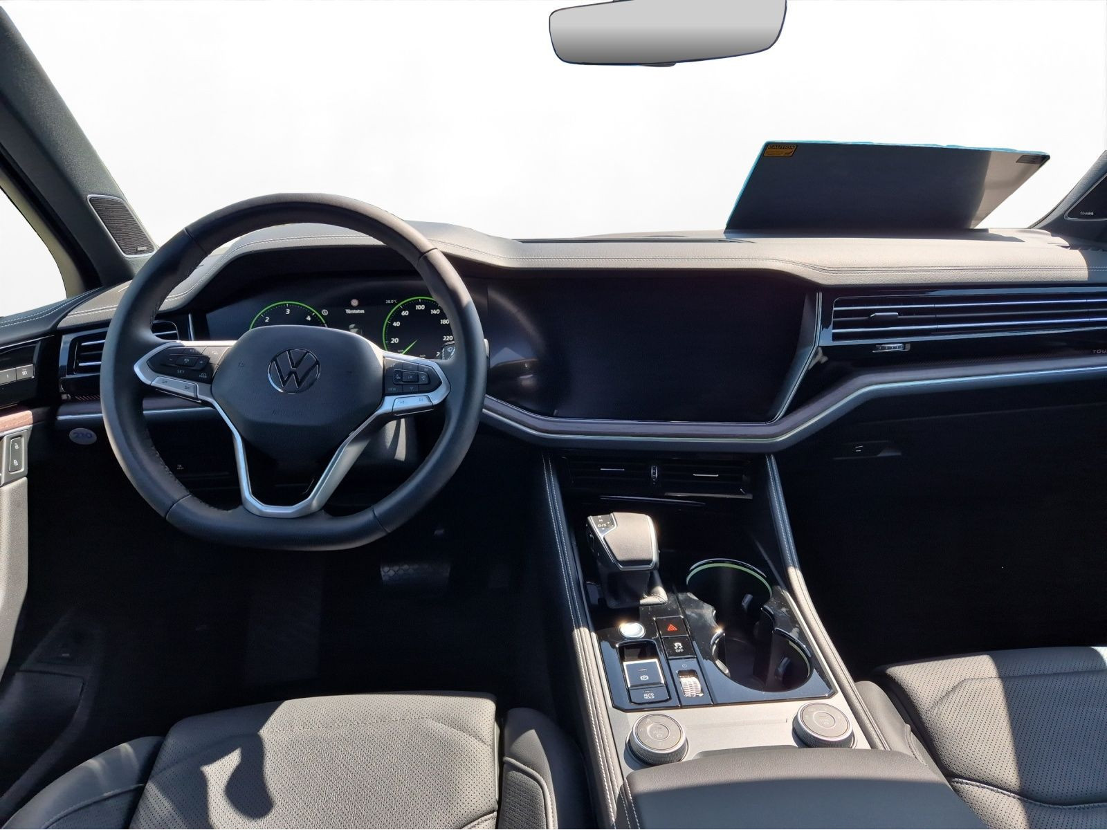 Volkswagen - Touareg_6