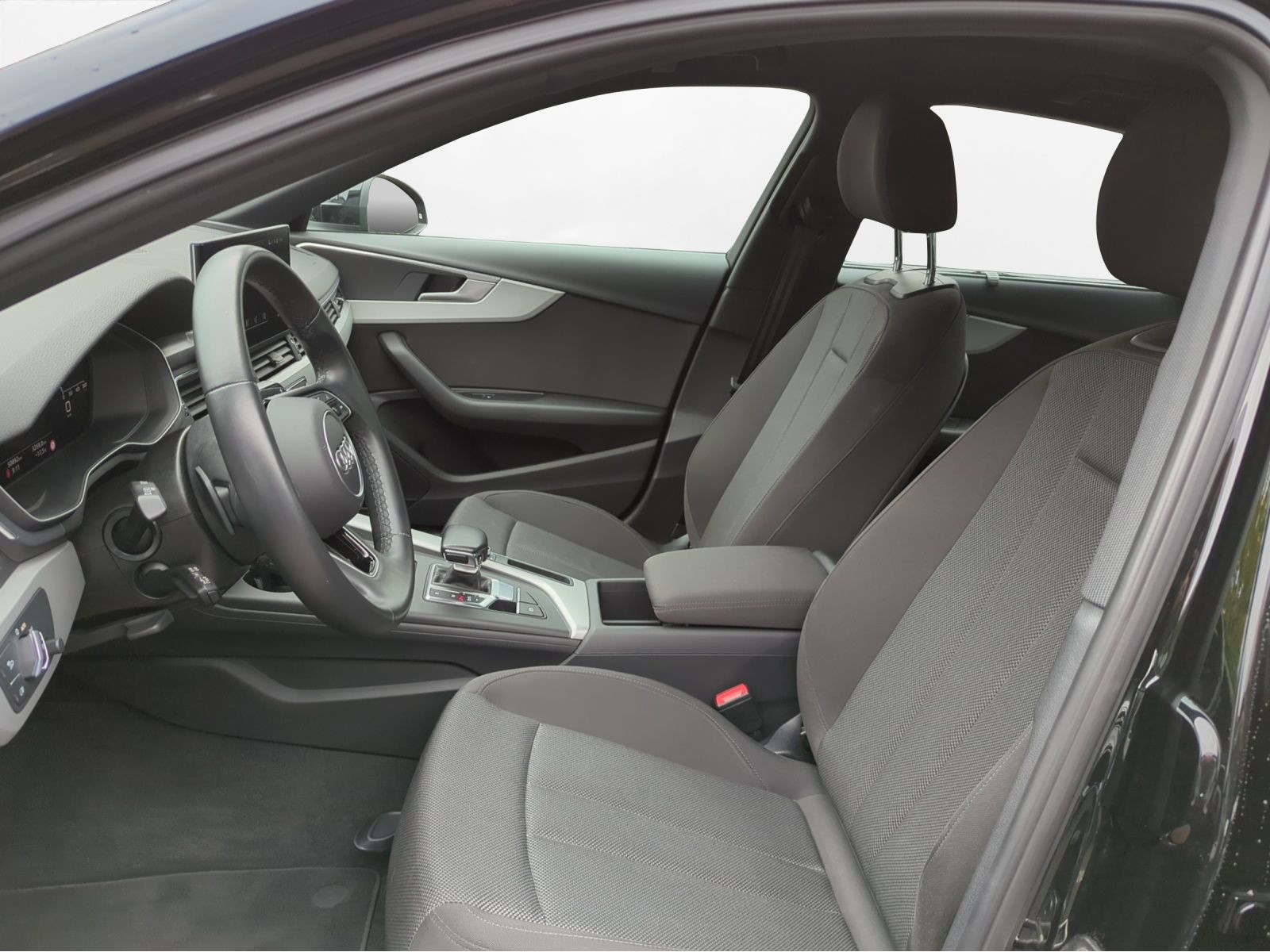 Audi - A4_4