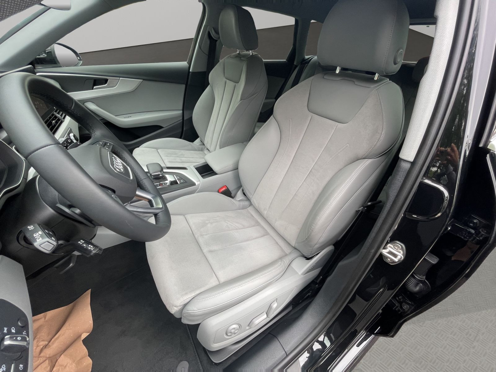 Audi - A4 Avant_11