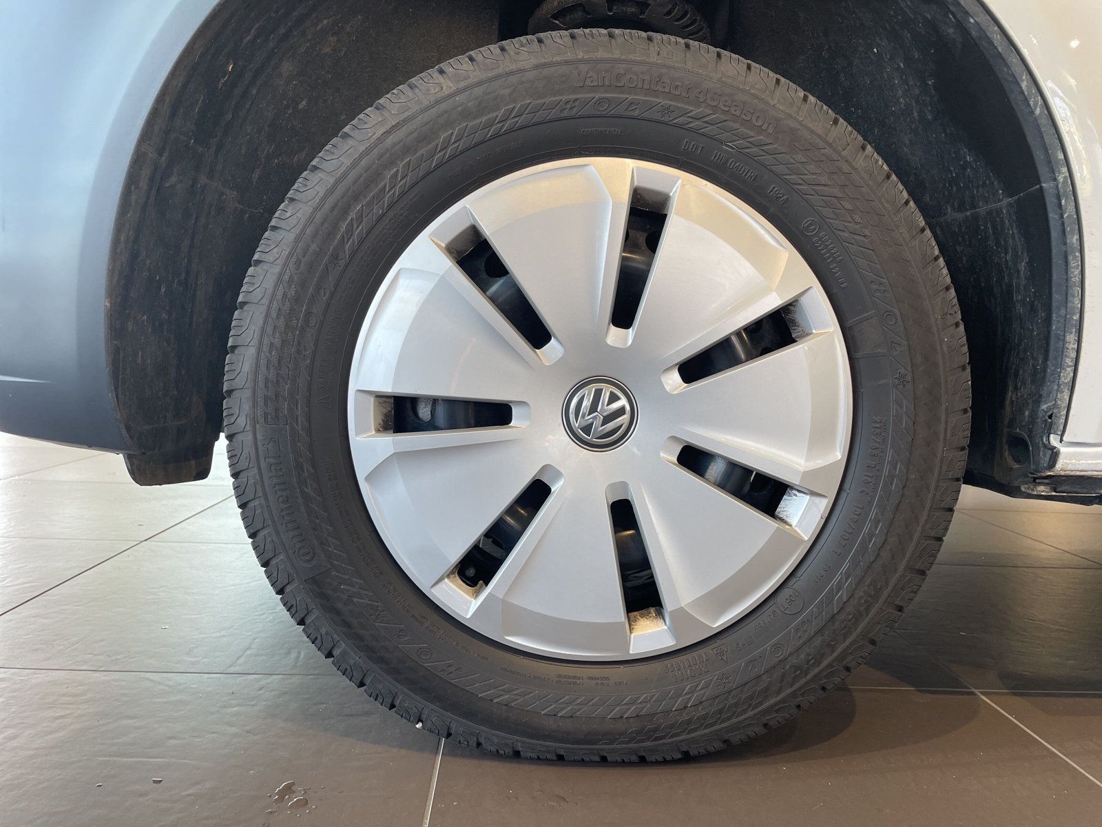 Volkswagen - T6.1 Transporter_5