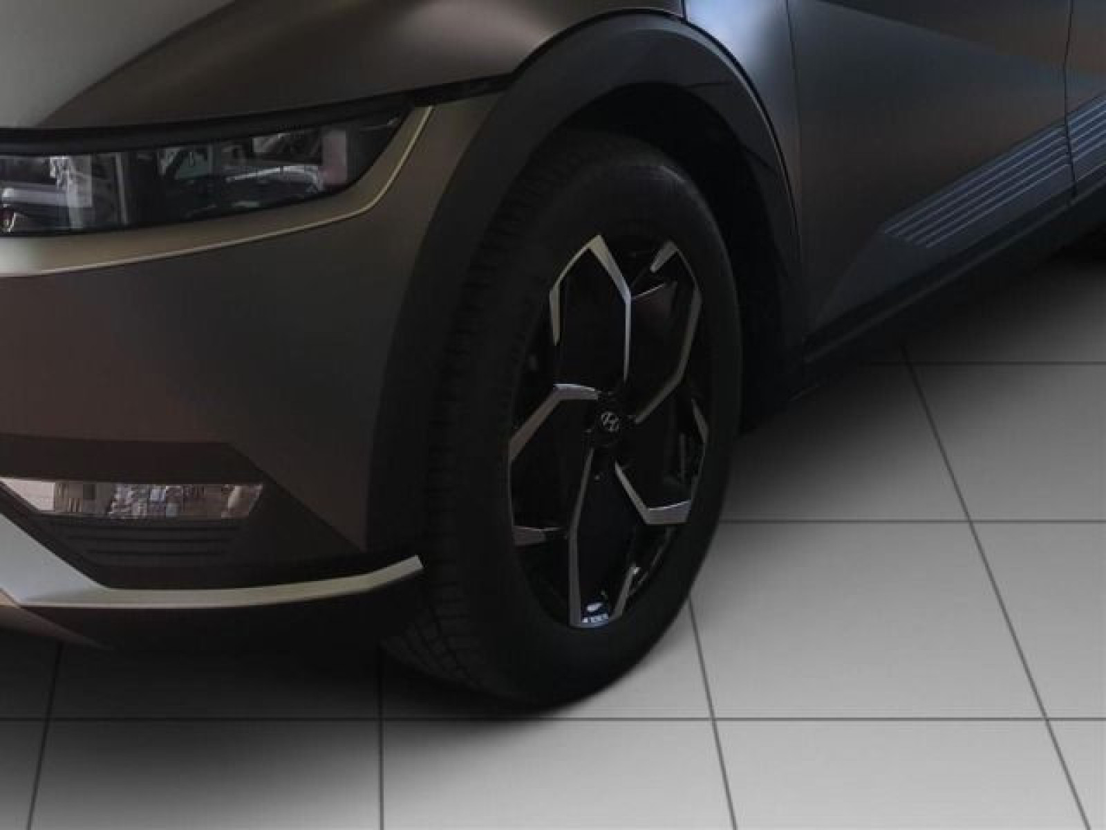 Hyundai - IONIQ 5_12