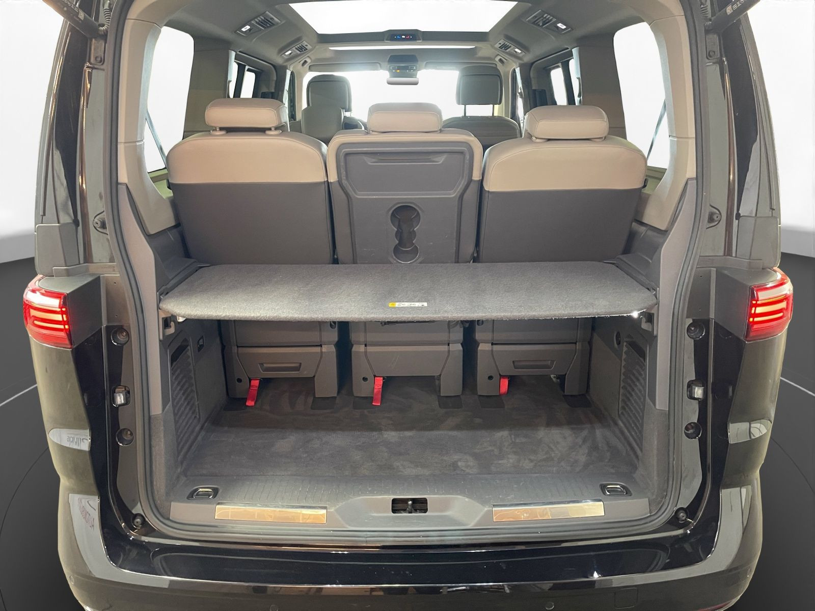 Volkswagen - Multivan_22