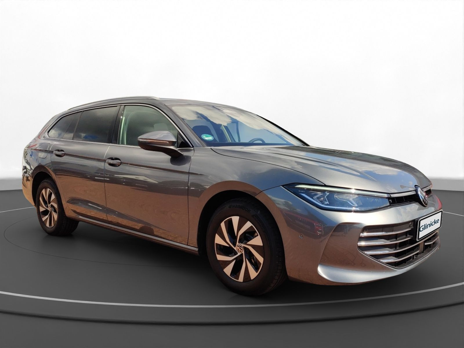 Volkswagen - Passat_17