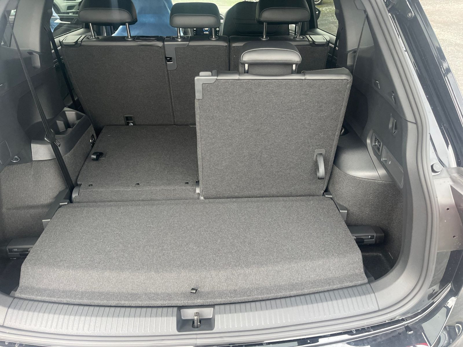 Volkswagen - Tiguan Allspace_15