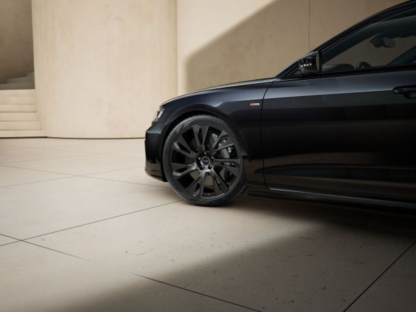 Audi - A8_2