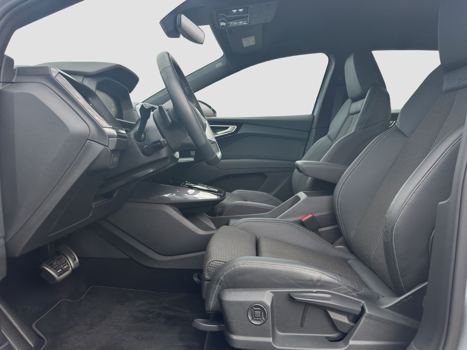 Audi - Q4_8