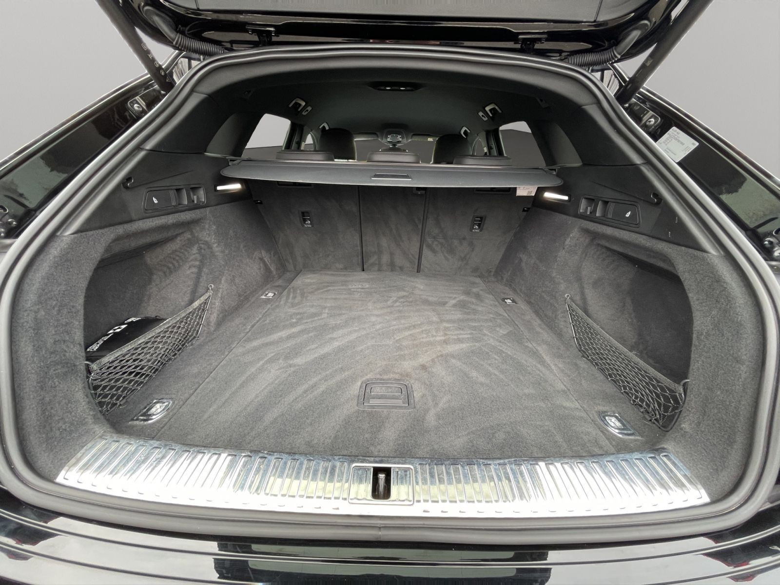 Audi - e-tron S_20