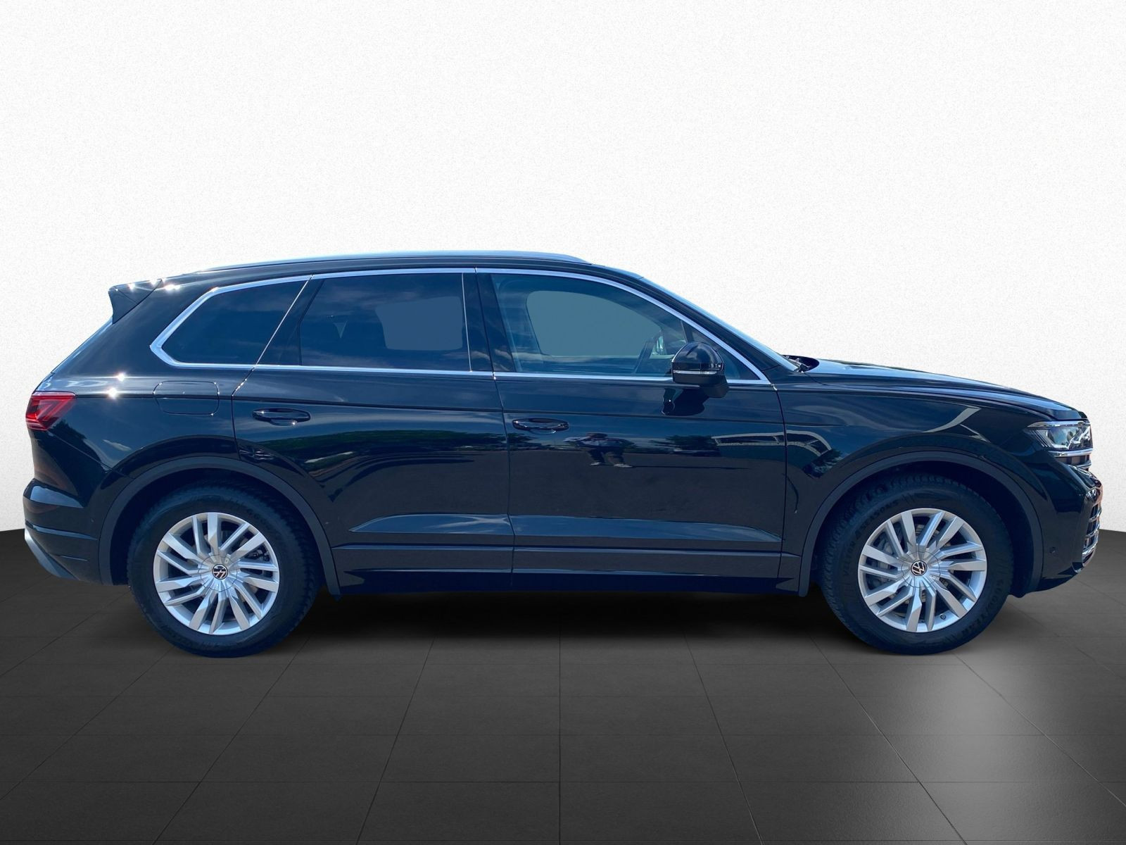 Volkswagen - Touareg_8