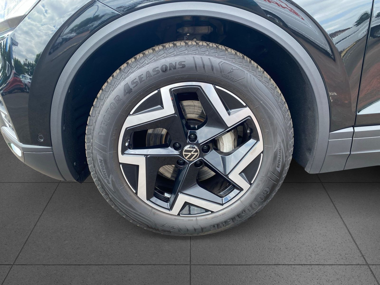 Volkswagen - Touareg_9