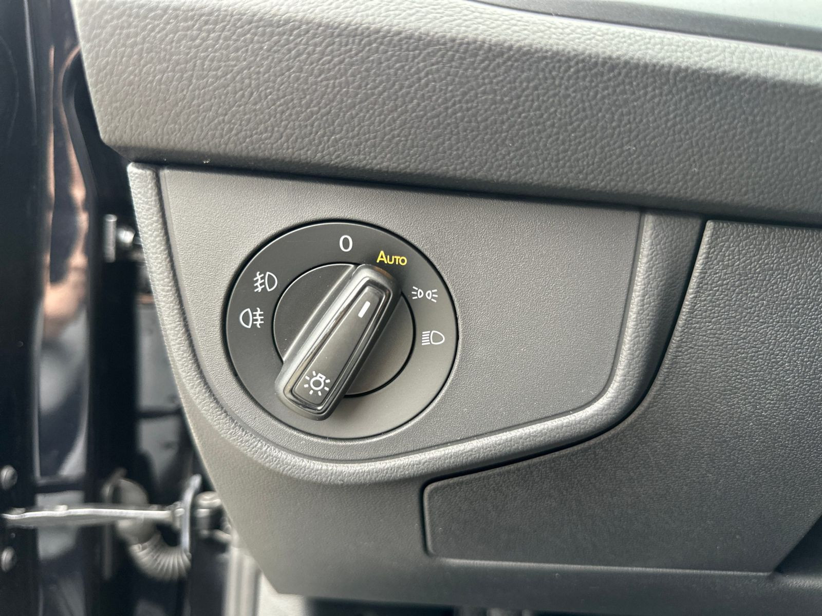 Volkswagen - Taigo_17