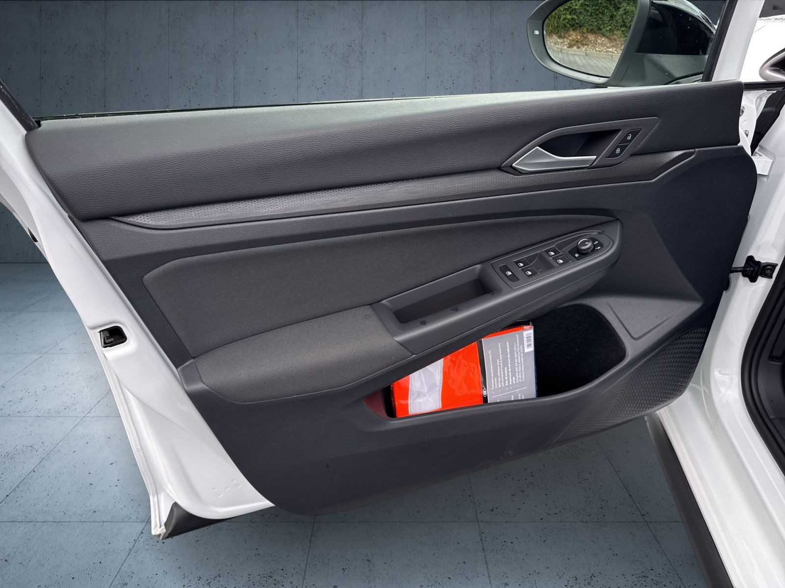 Volkswagen - Golf GTI_25