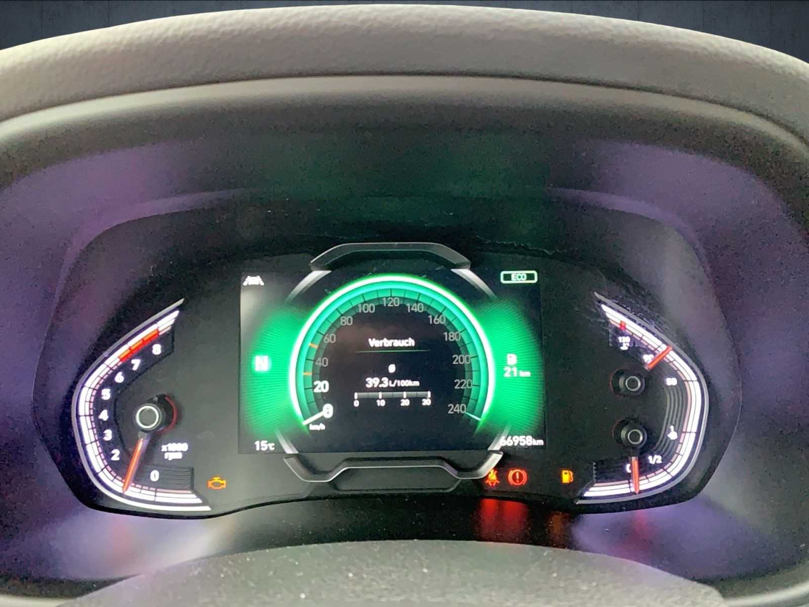 Hyundai - i30_10