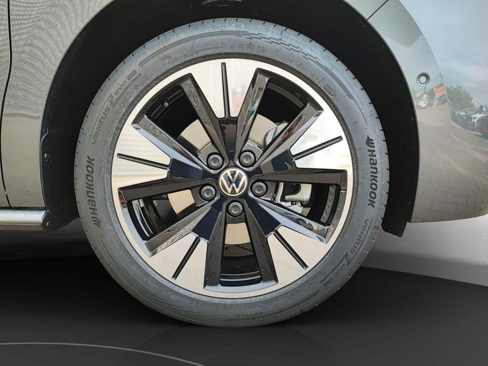 Volkswagen - Multivan_13