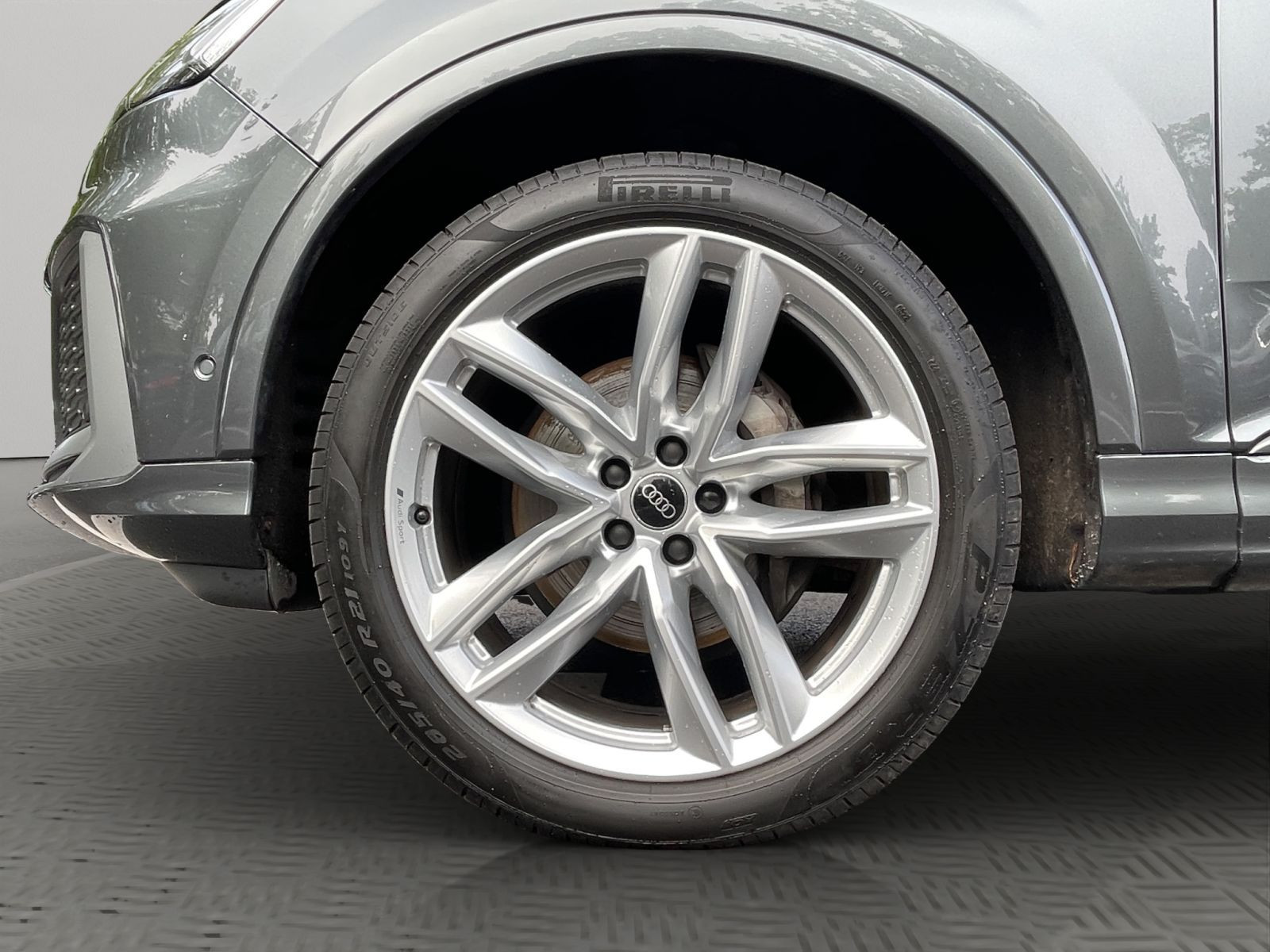 Audi - Q7_21
