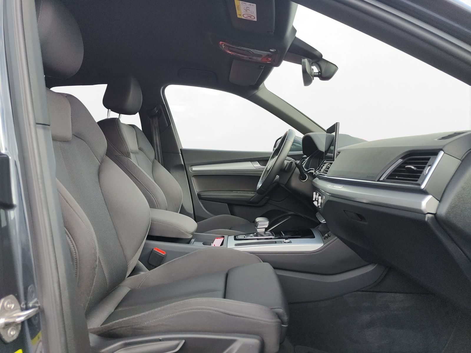 Audi - Q5_12