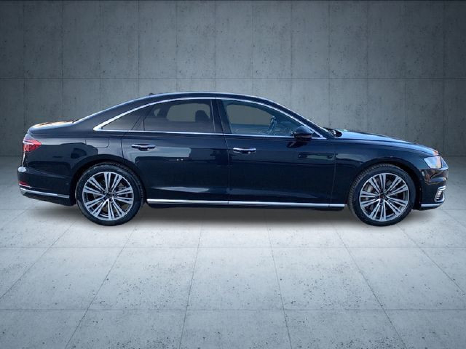 Audi - A8_8