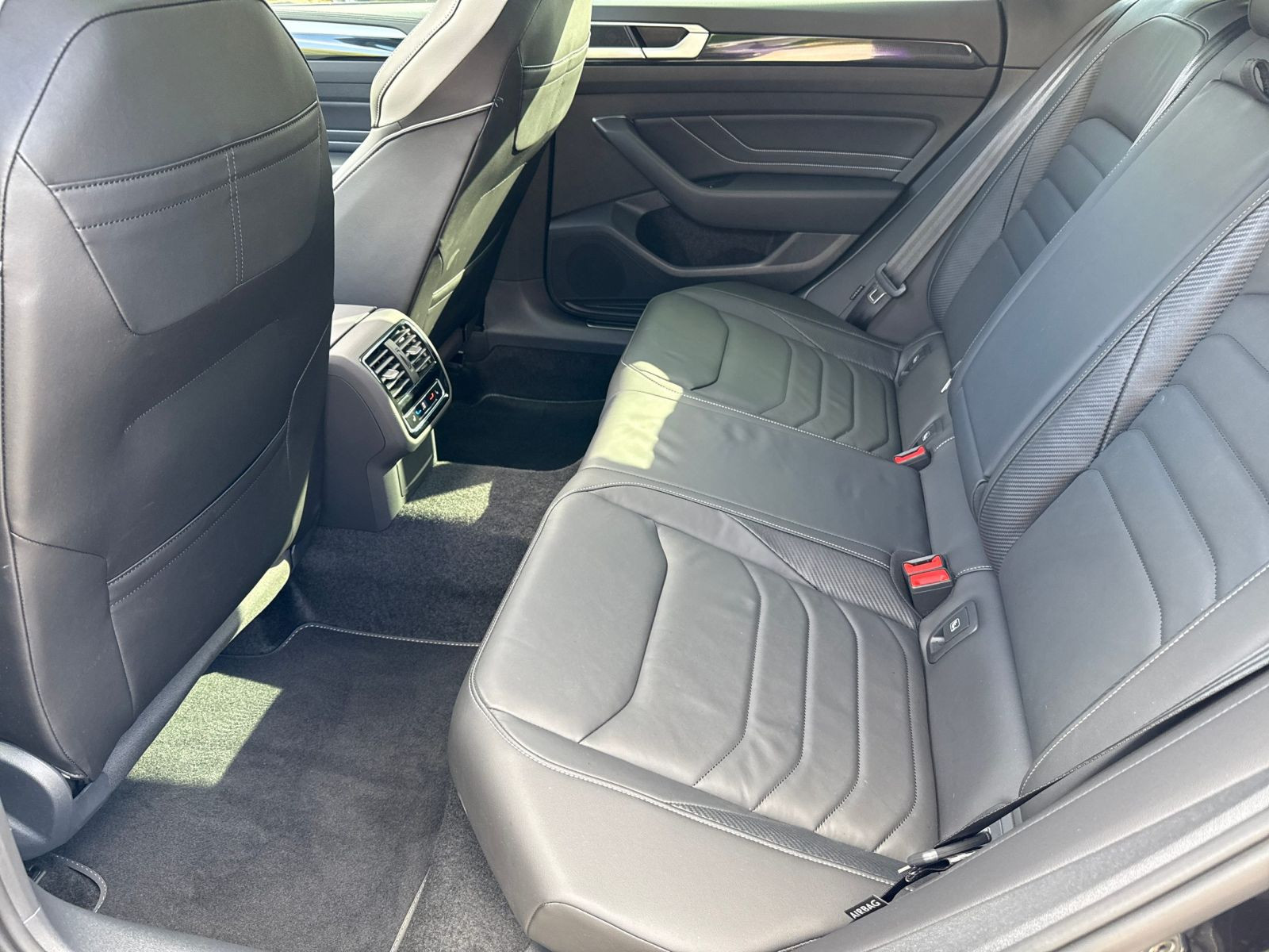 Volkswagen - Arteon_14