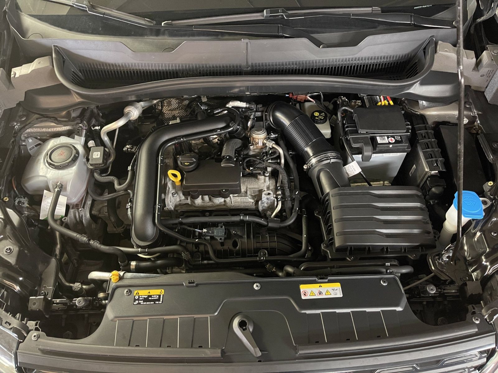 Volkswagen - T-Cross_23