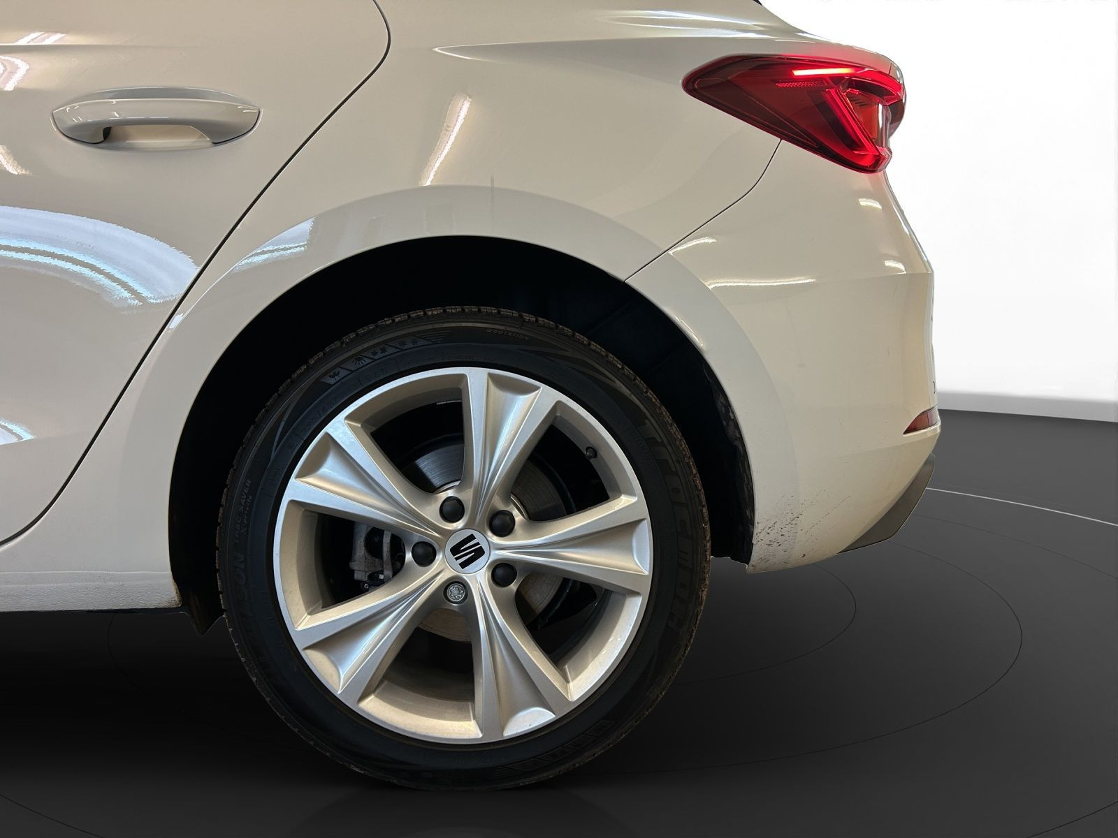Seat - Leon_8